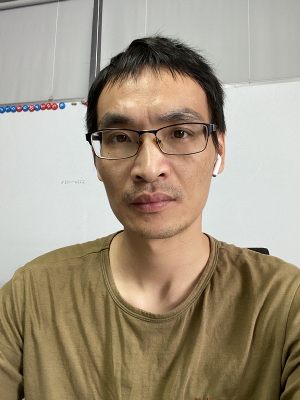 孤独的根号三的第一张照片--呼和浩特相亲服务中心