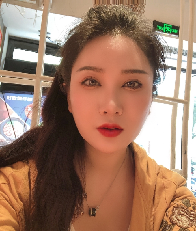琳达的第二张照片--呼和浩特相亲服务中心