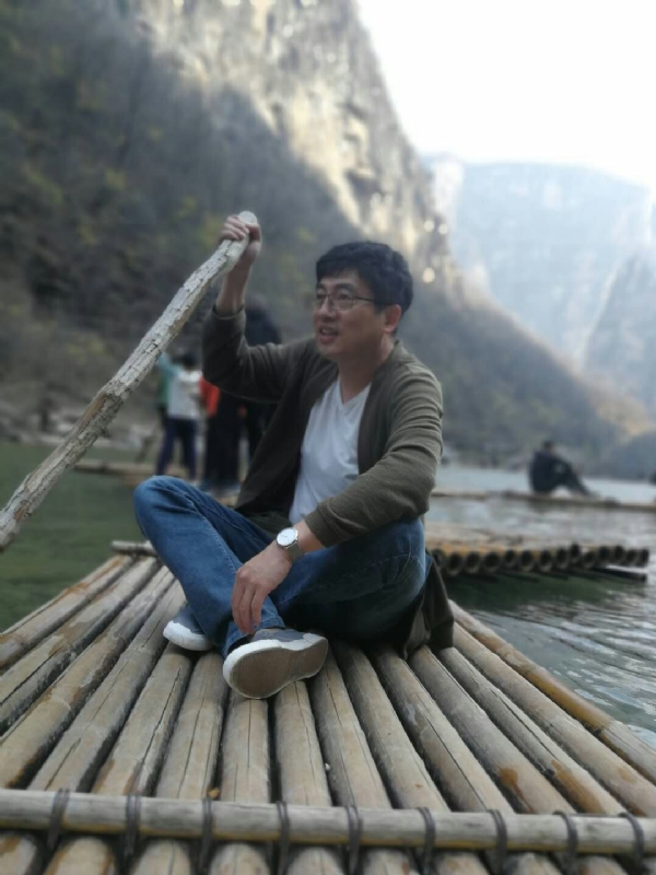 风被吹走了的第一张照片--呼和浩特相亲服务中心