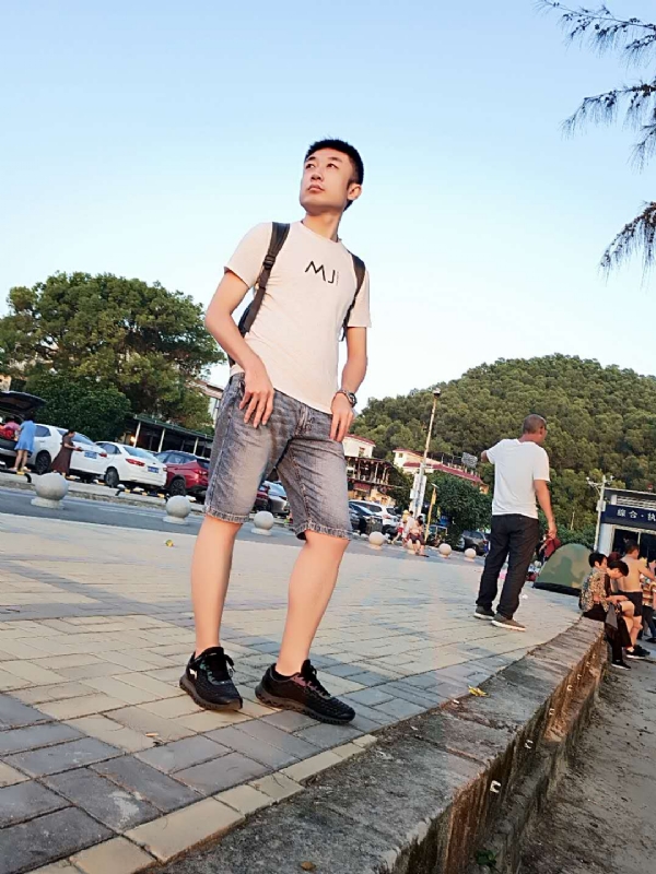 俊皓的第一张照片--呼和浩特相亲服务中心