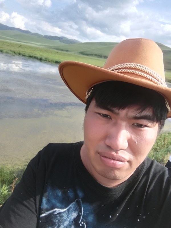 LOVE的誓言的第二张照片--呼和浩特相亲服务中心