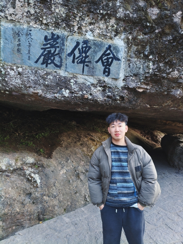 帅邓拖网速的第二张照片--呼和浩特相亲服务中心