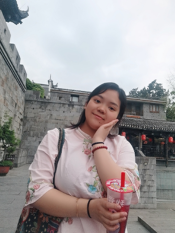 敏兮小沫的第三张照片--呼和浩特相亲服务中心
