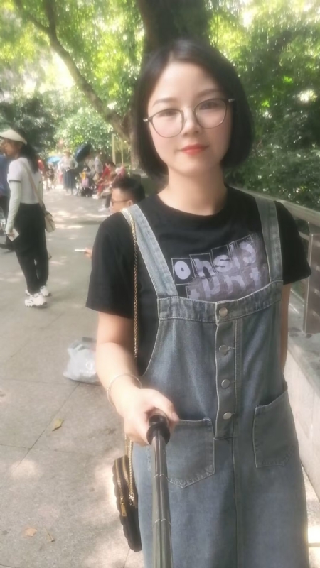 如燕的第二张照片--呼和浩特相亲服务中心