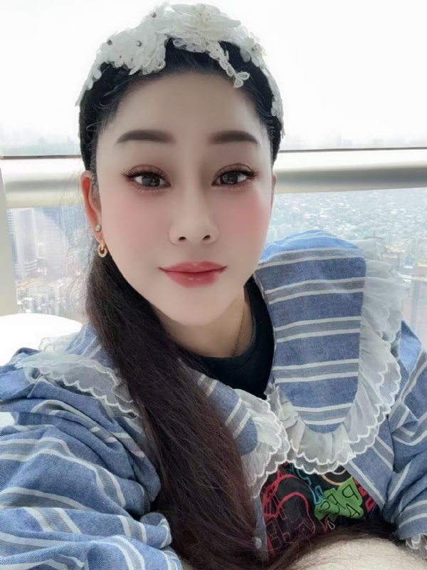 萱草沐晴的第一张照片--呼和浩特相亲服务中心