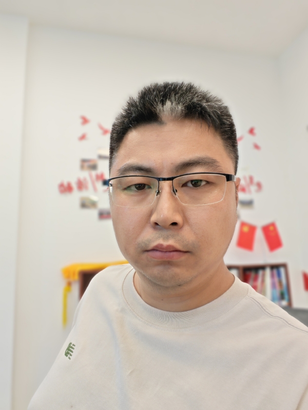 苦海寻舟的第一张照片--呼和浩特相亲服务中心