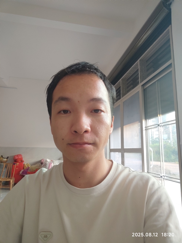 杨培鑫的第一张照片--呼和浩特相亲服务中心